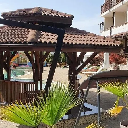 Utopia Приморсько