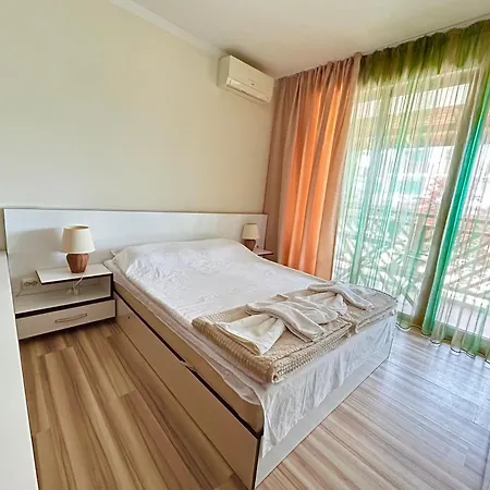 Apartment Utopia *